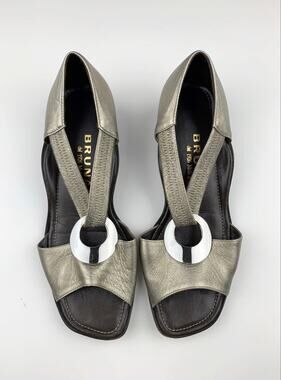 Brunate Sandals Metallic Gold Leather Open Toe Low Heel Italy Women's 37.5 US 7